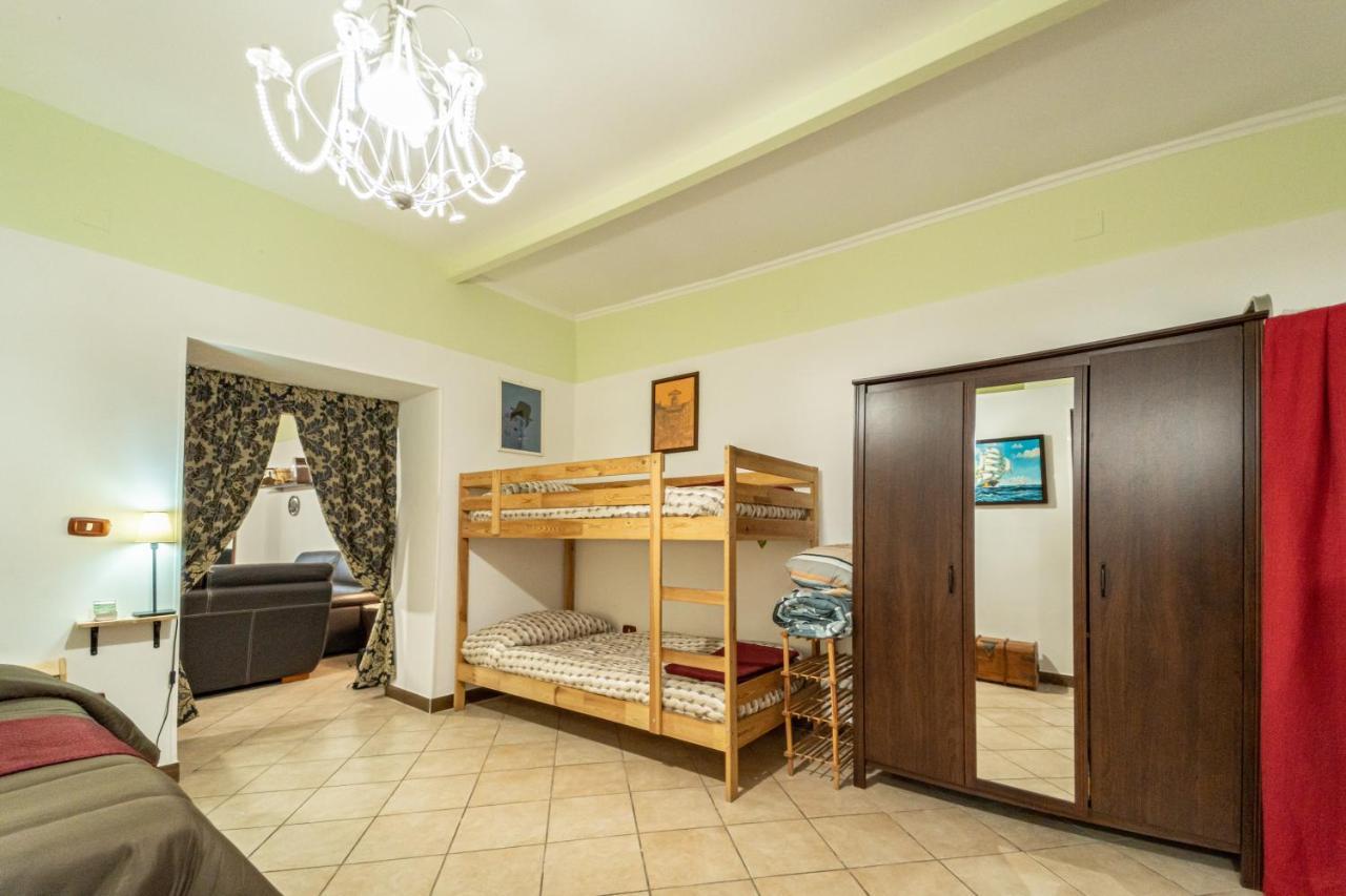 Casarella Chiara Apartment เนเปิลส์ ภายนอก รูปภาพ